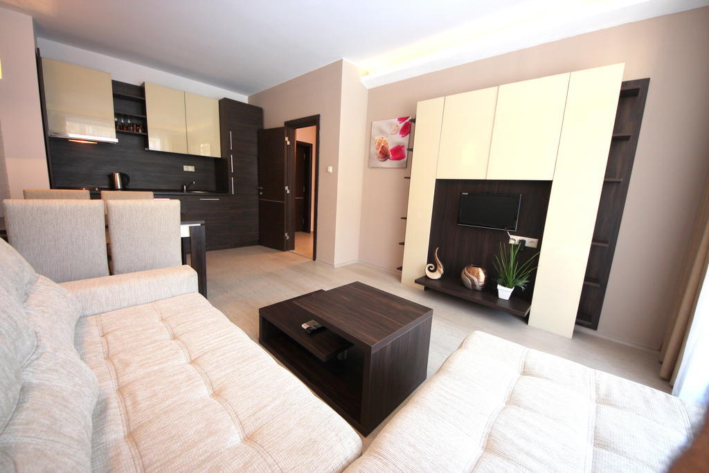 Menada Harmony Suites Apartments Sunny Beach Quarto foto