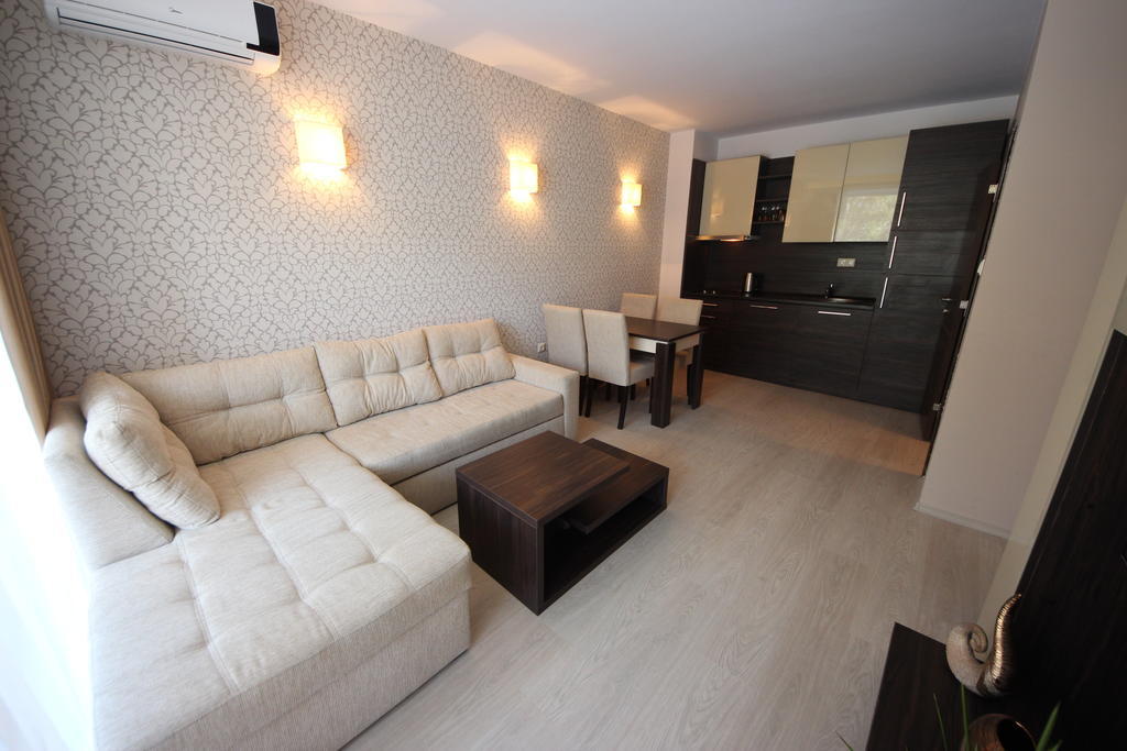 Menada Harmony Suites Apartments Sunny Beach Quarto foto